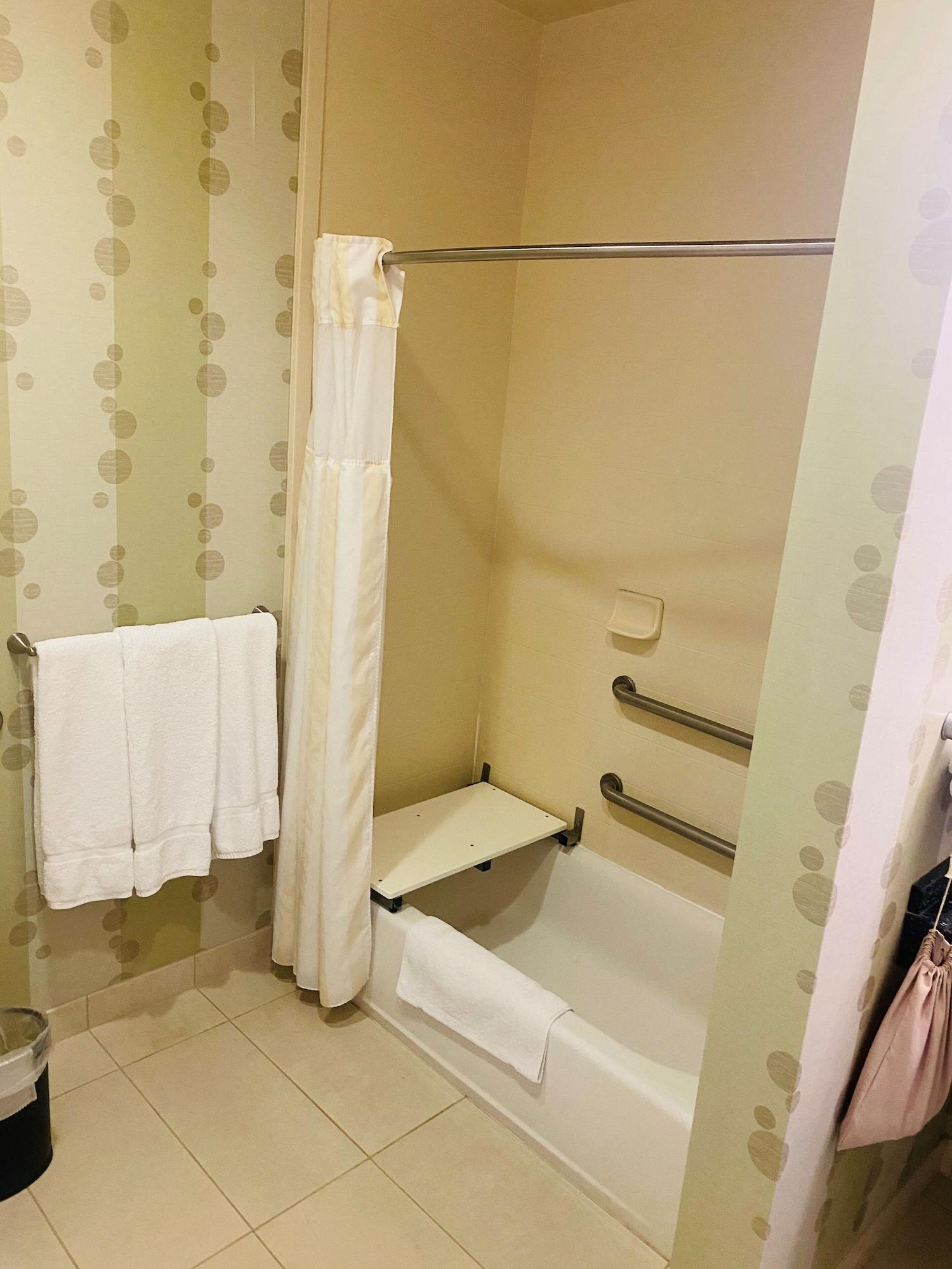 Hilton Garden Inn Ft Worth Alliance Airport Roanoke Buitenkant foto