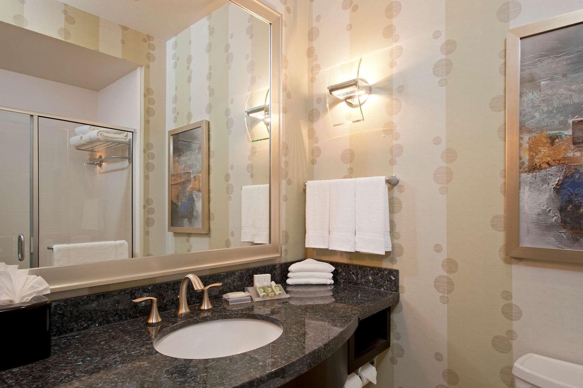 Hilton Garden Inn Ft Worth Alliance Airport Roanoke Buitenkant foto
